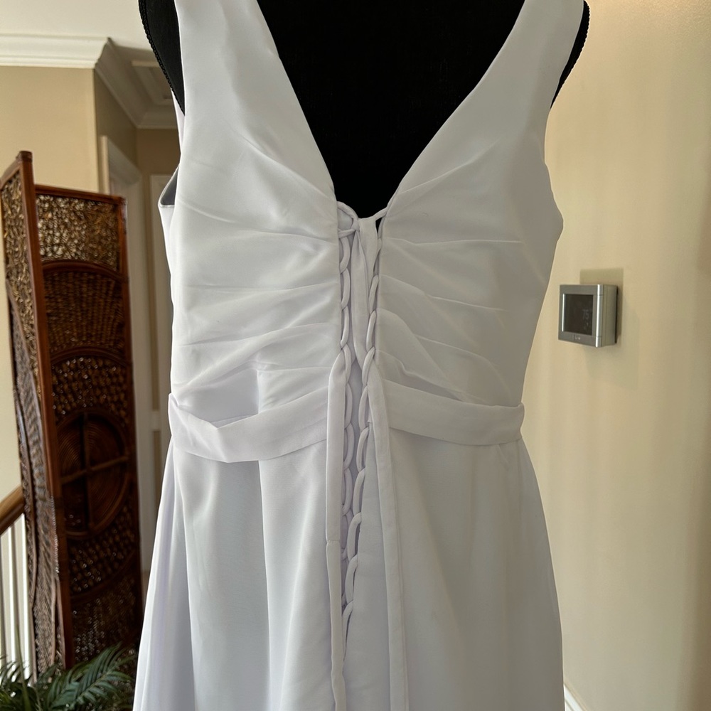 White Gown, Custom Made, Never Worn. - image 7